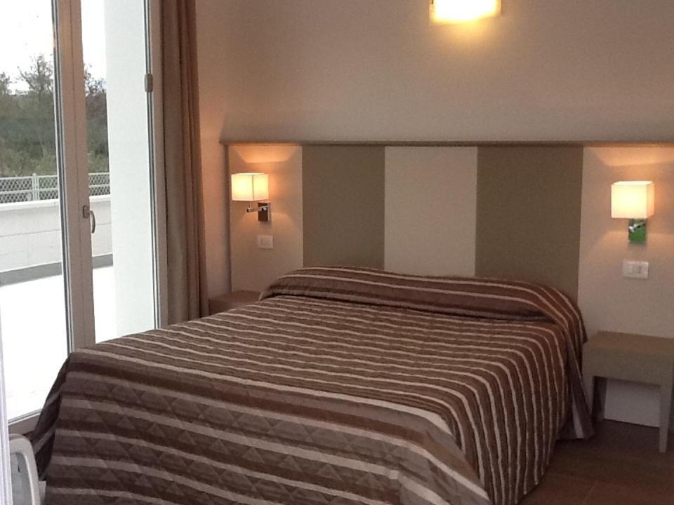 Agriturismo Dell'Orto Apartments Верона Стая снимка